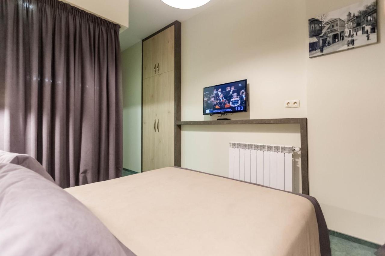Luxury 3 Bedroom Apartment By Freedom Square City Center Tiflis Exterior foto
