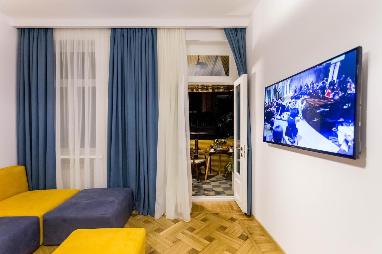 Luxury 3 Bedroom Apartment By Freedom Square City Center Tiflis Exterior foto
