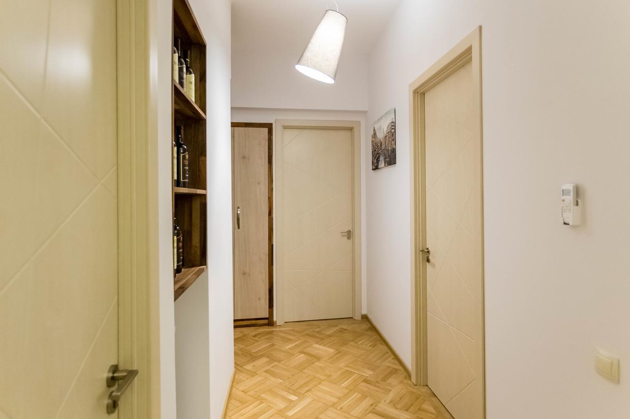 Luxury 3 Bedroom Apartment By Freedom Square City Center Tiflis Exterior foto