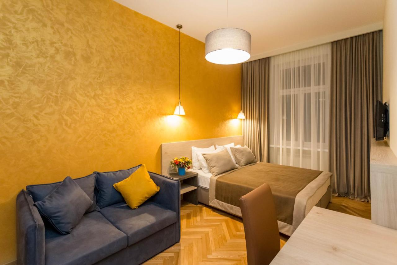 Luxury 3 Bedroom Apartment By Freedom Square City Center Tiflis Exterior foto