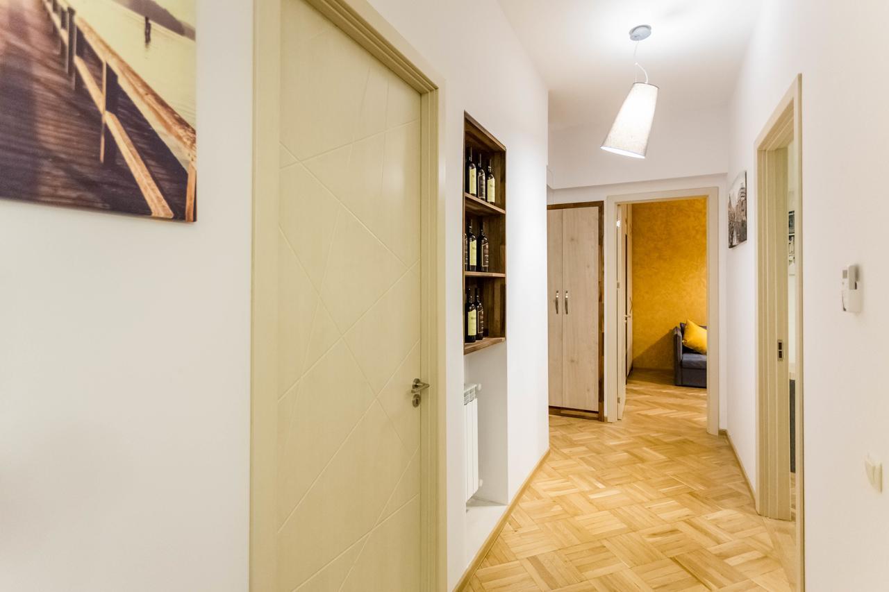 Luxury 3 Bedroom Apartment By Freedom Square City Center Tiflis Exterior foto