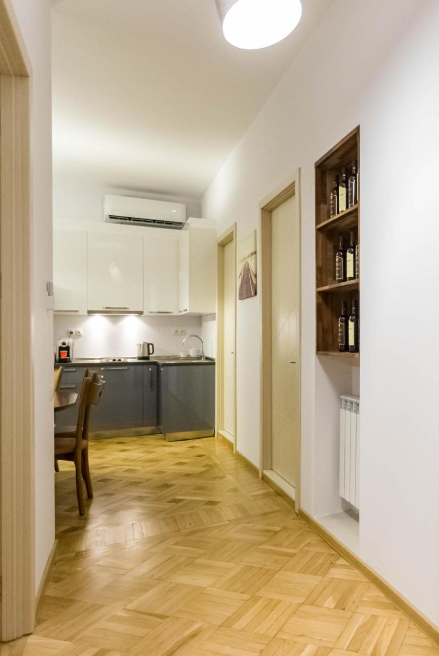 Luxury 3 Bedroom Apartment By Freedom Square City Center Tiflis Exterior foto