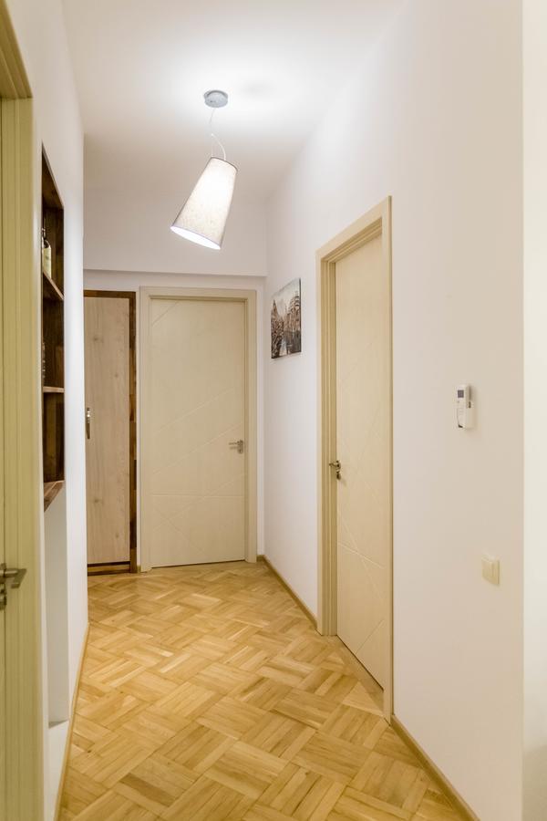 Luxury 3 Bedroom Apartment By Freedom Square City Center Tiflis Exterior foto
